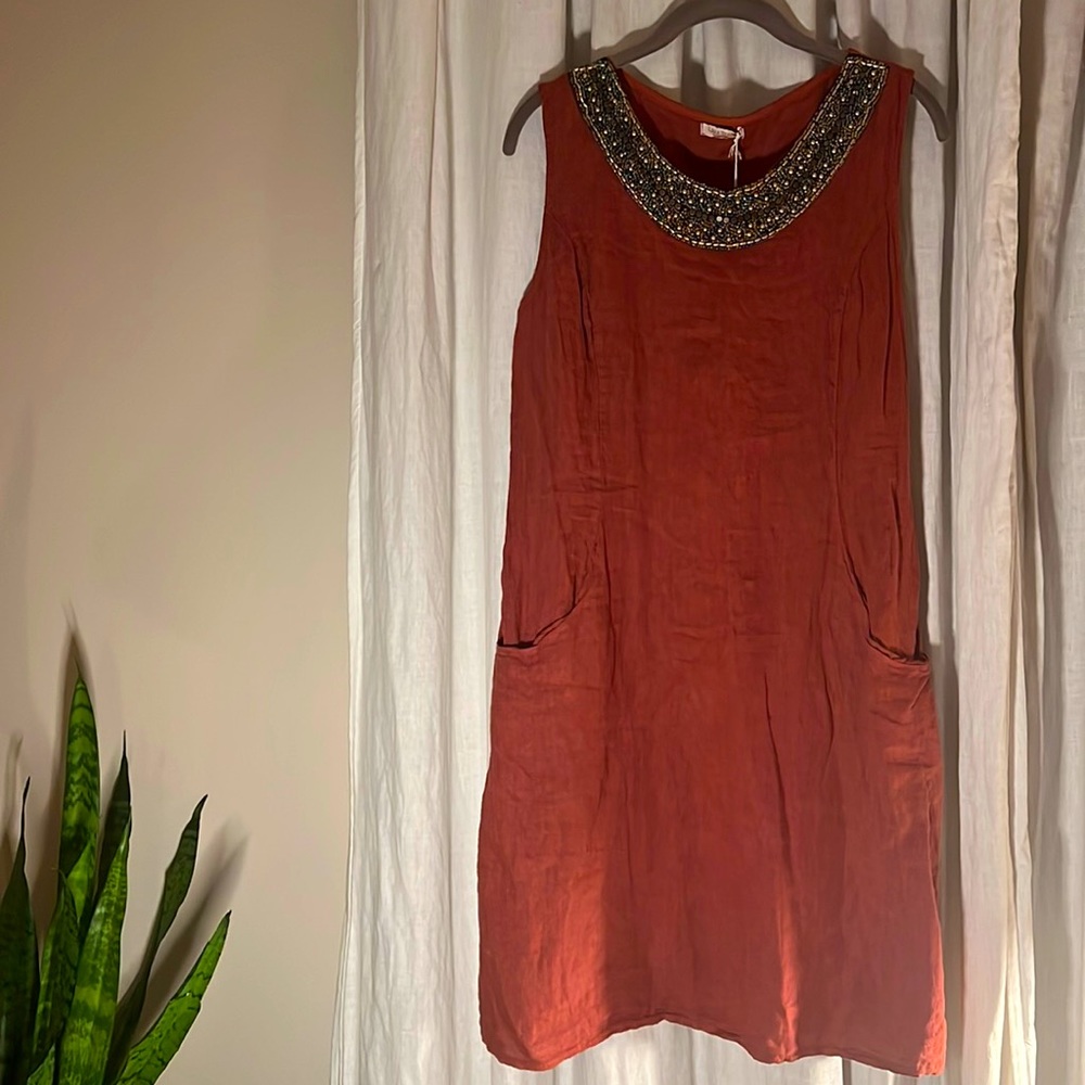 NWT- Lina Tomei Linen Shift Dress